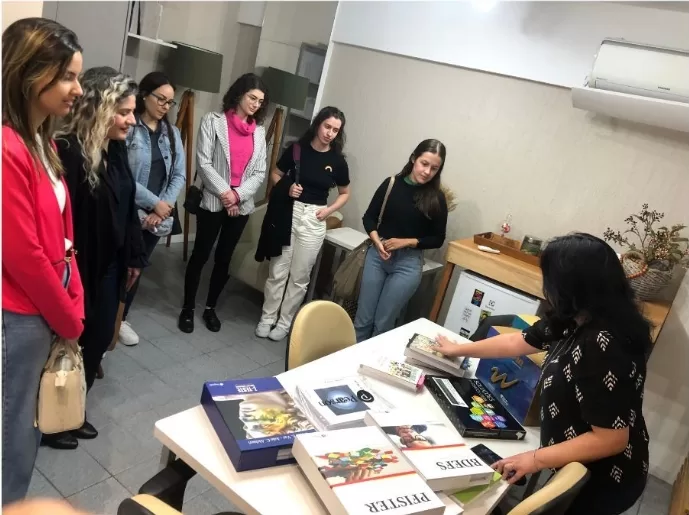 Visita técnica guiada na clínica de psicologia — Práxis