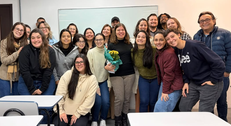 Gisele Fontenelle em encontro de Psicologia Corporal
